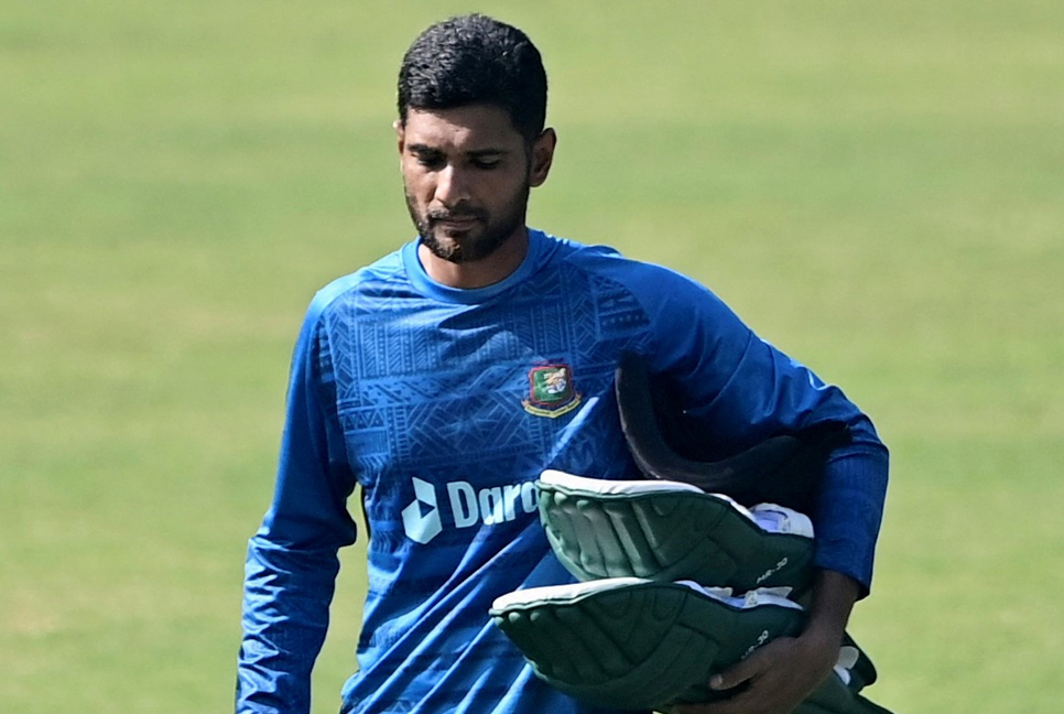 বিশ্বকাপের ক্যাম্পে থাকছেন রিয়াদ?