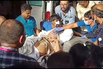 অসুস্থ হয়ে হাসপাতালে পশ্চিমবঙ্গের সাবেক মুখ্যমন্ত্রী বুদ্ধদেব