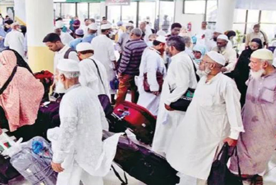দেশে ফিরেছেন এক লাখ সাড়ে ৬ হাজার হাজি