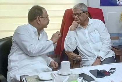 গয়েশ্বরকে দেখতে গেলেন মির্জা ফখরুল

