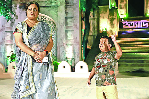 বাণী বিনোদনে অনবদ্য ইত্যাদি