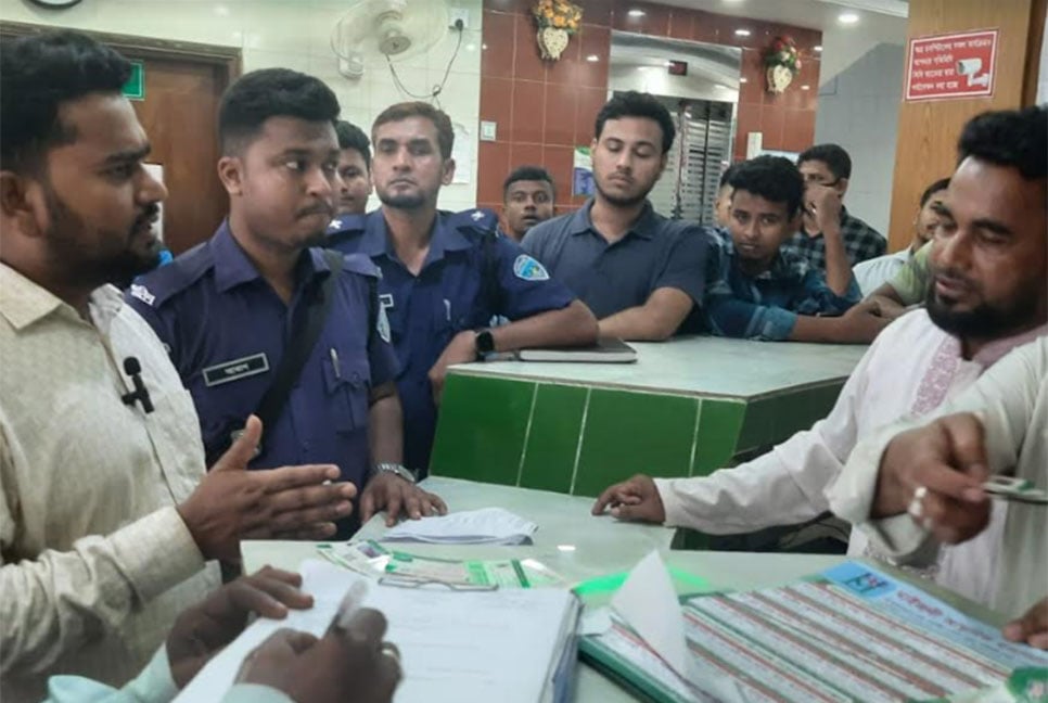 নোয়াখালীতে ডেঙ্গু টেস্টে অতিরিক্ত ফি আদায়, জরিমানা
