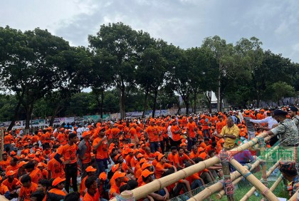 রংপুরে প্রধানমন্ত্রীর জনসভা আজ, মিছিল নিয়ে জড়ো হচ্ছেন নেতাকর্মীরা 