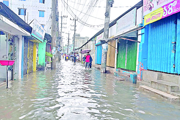 তলিয়ে গেছে চট্টগ্রাম নগরের অধিকাংশ এলাকা