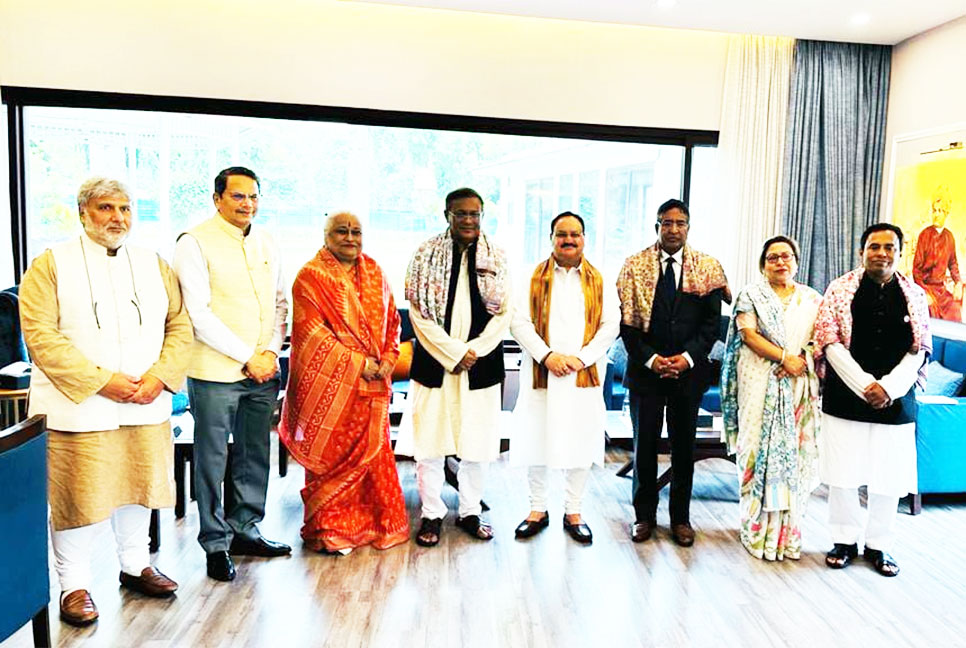 বিজেপির প্রেসিডেন্ট-সেক্রেটারির সাথে আওয়ামী লীগ প্রতিনিধি দলের বৈঠক