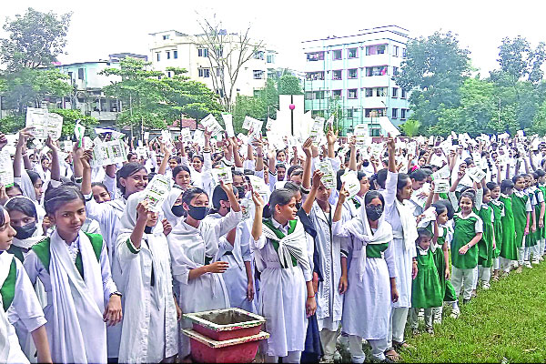 ডেঙ্গু প্রতিরোধে শুভেচ্ছাদূত