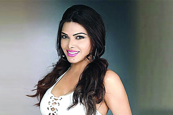 শার্লিন চোপড়ার বিয়ের ইচ্ছা