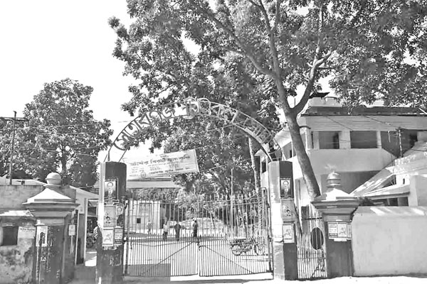 দখল হচ্ছে চিনিকলের জমি
