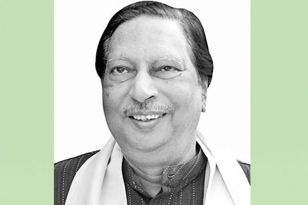নির্বাচনী রোল মডেল ও আমরা