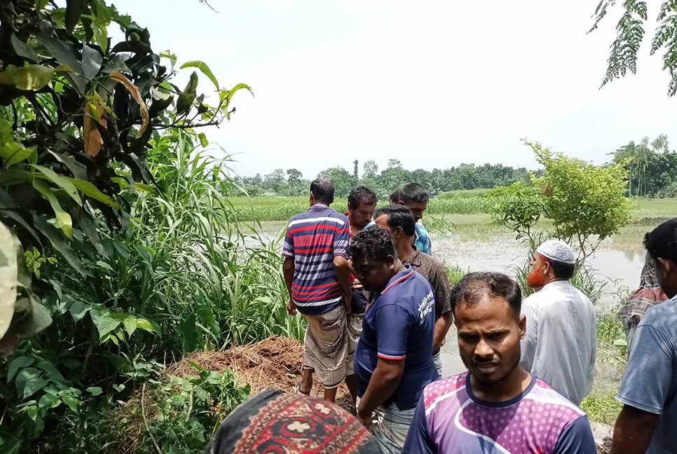 পাবনায় কৃষক হত্যার ঘটনায় মামলা, গ্রেফতার ১