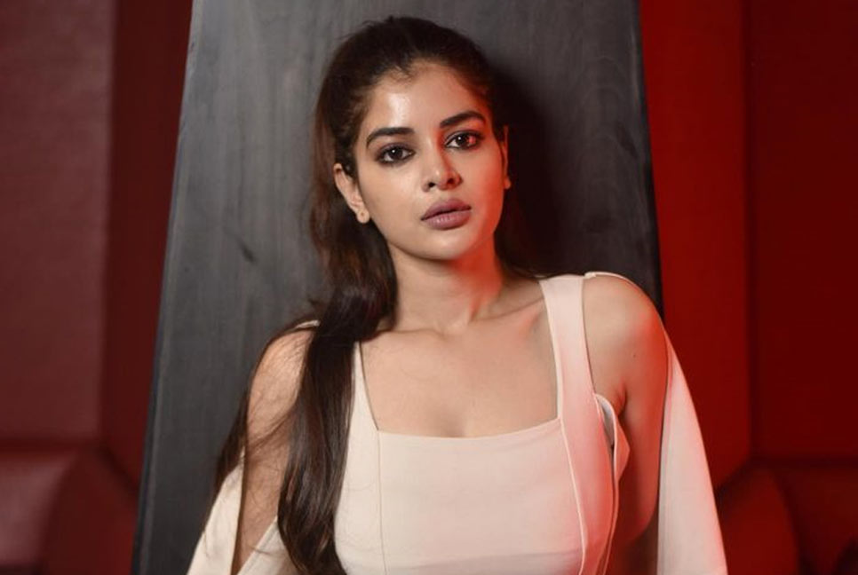 ‘১০টা সম্পর্ক ভাঙতে পারে অথচ একটা বিয়ে ভাঙলেই মেয়েটা চরিত্রহীন’