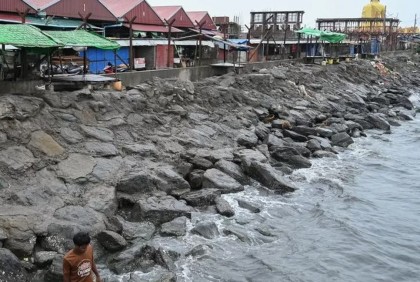 নৌকা ডুবে ২৩ রোহিঙ্গার মৃত্যু, নিখোঁজ ৩০