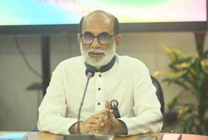 বাংলাদেশের মাছ উৎপাদন বিশ্বের কাছে এখন বিস্ময় : প্রাণিসম্পদমন্ত্রী 

