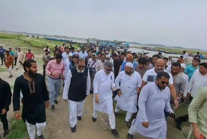 পদ্মা সেতুর পাশে হবে আন্তর্জাতিক মানের বঙ্গবন্ধু স্ট্যাচু: মুক্তিযুদ্ধ মন্ত্রী