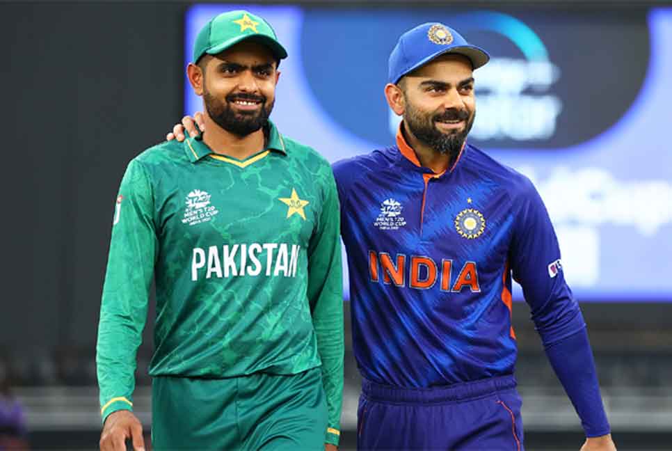 সম্ভবত বর্তমানে বিশ্বের সেরা ব্যাটার বাবর : কোহলি