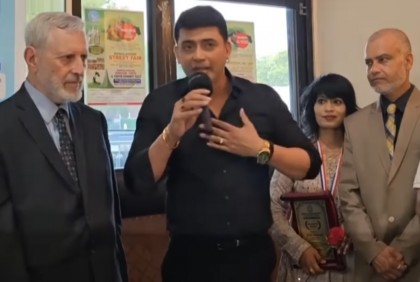 টানা ১৫ মিনিট ইংরেজি বললে ভুল হতেই পারে : জায়েদ খান