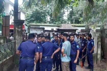 কুলাউড়ায় জঙ্গি সন্দেহে জনতার হাতে আটক ১৭, পলাতক চিকিৎসকও থাকার দাবি



