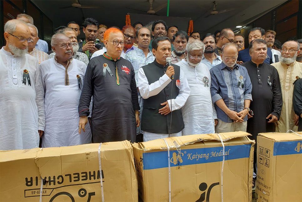 বিশ্ব মানবতা ও শান্তির অগ্রদূত বঙ্গবন্ধু : সুজিত রায় নন্দী