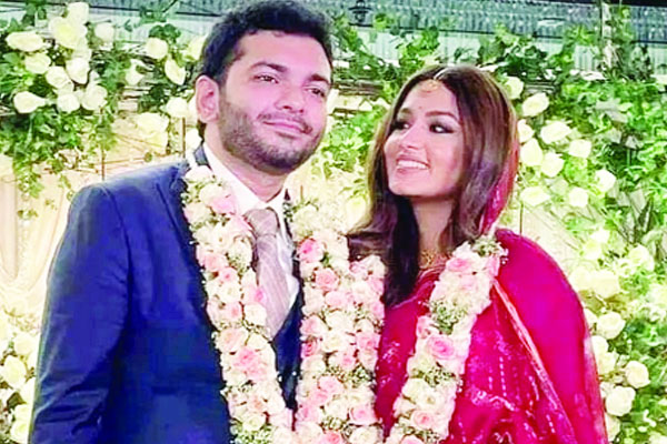ফারিণের বিয়ের ছবি প্রকাশ