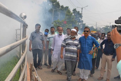 ডেঙ্গু নিয়ন্ত্রণে রংপুর সিটিতে মশক নিধন অভিযান