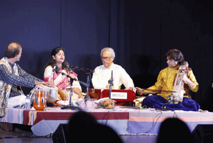 রবীন্দ্র গানে মঞ্চ মাতালেন পার্থ সিকদার-মিতুল দত্ত