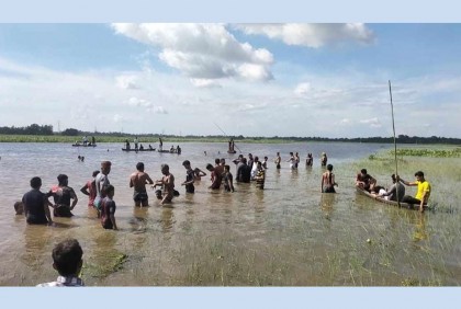 কুমিল্লায় নৌকা ডুবে ভাই-বোনের মৃত্যু
