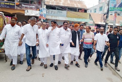 টাঙ্গাইলে জেলা আওয়ামী লীগের প্রতিবাদ সমাবেশ