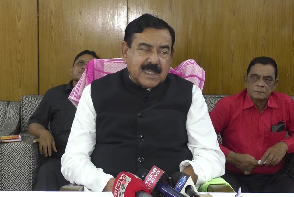 বিদেশি প্রতিনিধিরা কেউ বলেনি তত্ত্বাবধায়ক সরকার করতে হবে : শাজাহান