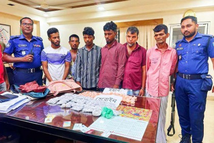 সিদ্ধিরগঞ্জে বিপুল ইয়াবা ও হেরোইনসহ ৬ মাদক কারবারি গ্রেফতার