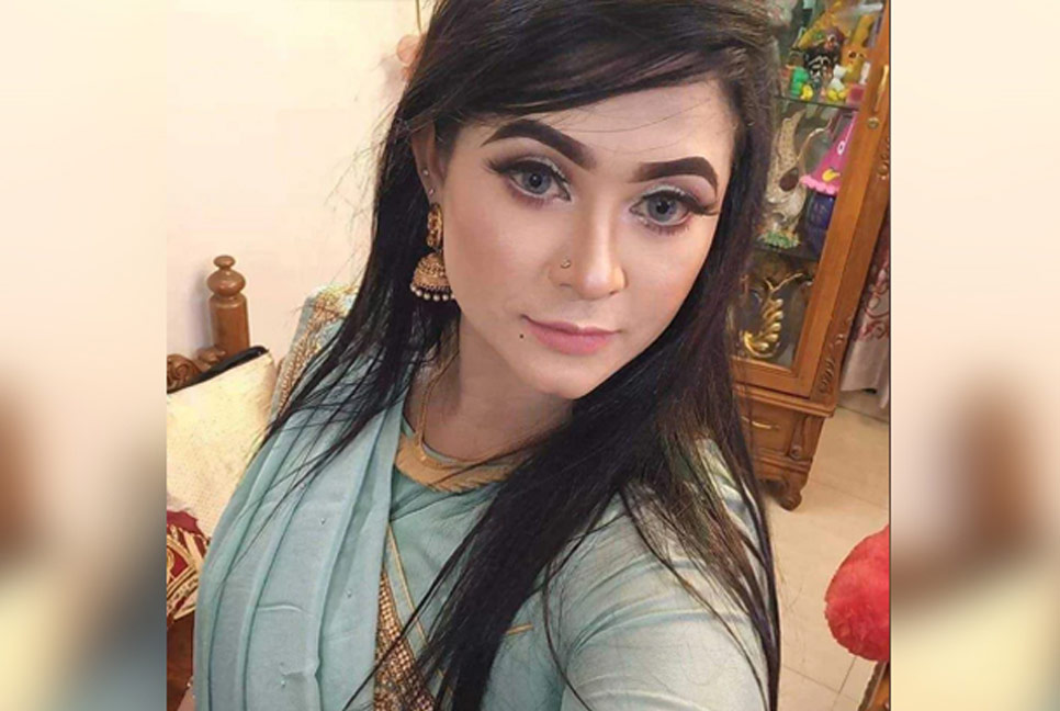 কিশোরীকে বিবস্ত্র করে নির্যাতন : সাভারের মিশু ৩ দিনের রিমান্ডে