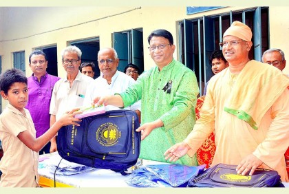 বিএনপি-জামায়াতের আগুন সন্ত্রাস চাই না, আমরা চাই শান্তি: ইকবালুর রহিম