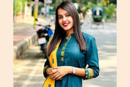 ঢাবি নেত্রীকে কেন্দ্রীয় ছাত্রলীগের শোকজ

