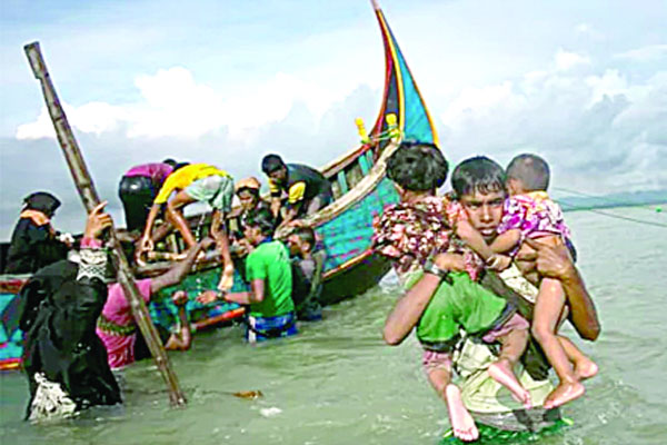 ভারী হচ্ছে রোহিঙ্গা বোঝা
