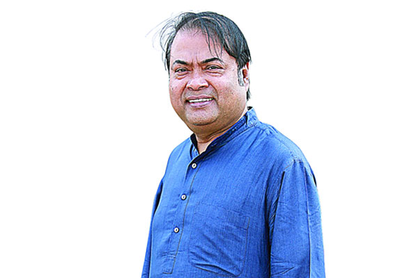 সিনিয়র শিল্পীদের কম ব্যবহার করা হচ্ছে