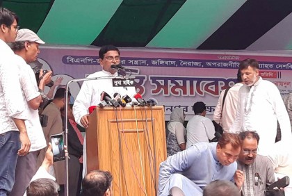 সব বাধা অতিক্রম করে দেশকে এগিয়ে নিয়ে যাব : হানিফ

