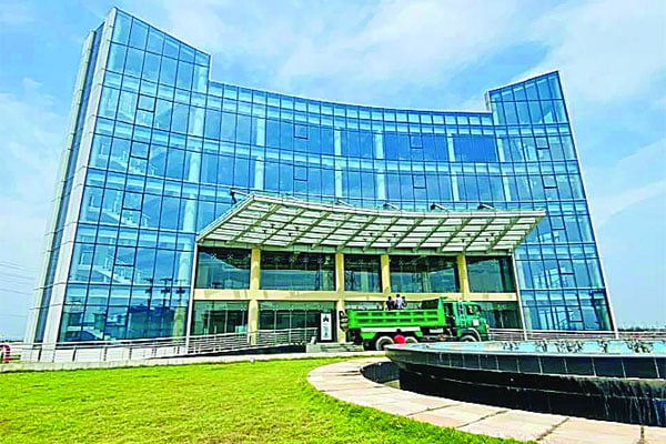 অর্থনীতির ট্রাম্পকার্ড বঙ্গবন্ধু শিল্পনগর