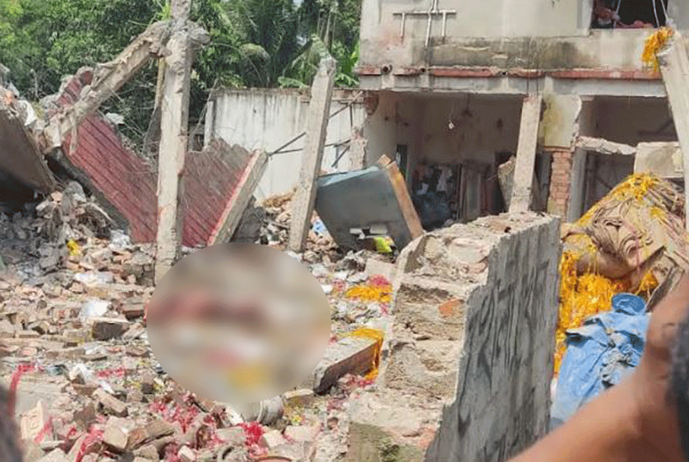 ভারতের পশ্চিমবঙ্গে বাজি কারখানায় বিস্ফোরণ নিহত ৭