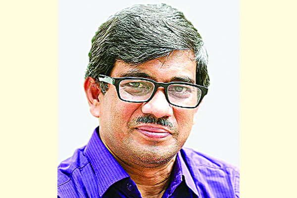 দেশে খরচ ভোগান্তি দুটোই বেশি