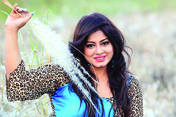 মৌসুমীর প্রশংসা