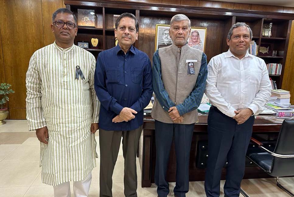 পরিকল্পনামন্ত্রীর সঙ্গে বিসিসি’র নবনির্বাচিত মেয়রের সাক্ষাৎ