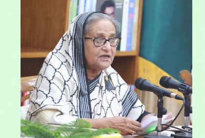 আত্মবিশ্বাস থাকলে বিবৃতি ভিক্ষা করে বেড়াতেন না : ড. ইউনূসকে প্রধানমন্ত্রী