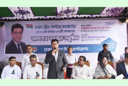 দোকানের মধ্যে দোকান করবেন না : মেয়র তাপস