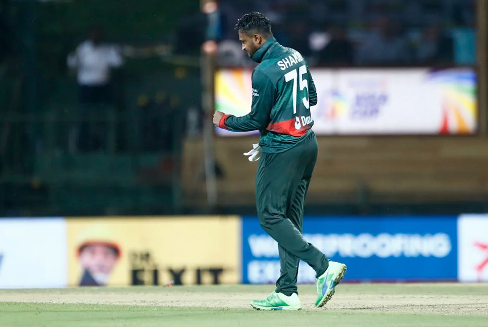 তামিম-লিটন না থাকায় ‘বাড়তি দায়িত্ব’ নিতে পারেননি সাকিব