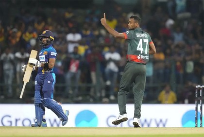 লঙ্কান শিবিরে তাসকিন-শরিফুলের আঘাত
