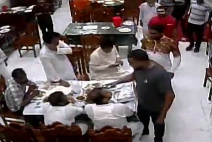 নাটোরে দুর্বৃত্তের হামলায় উপজেলা চেয়ারম্যান-ছাত্রলীগ নেতা আহত 