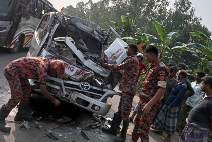 নানির লাশ বাড়িতে নেওয়ার পথে সড়ক দুর্ঘটনায় প্রাণ গেল নাতির 