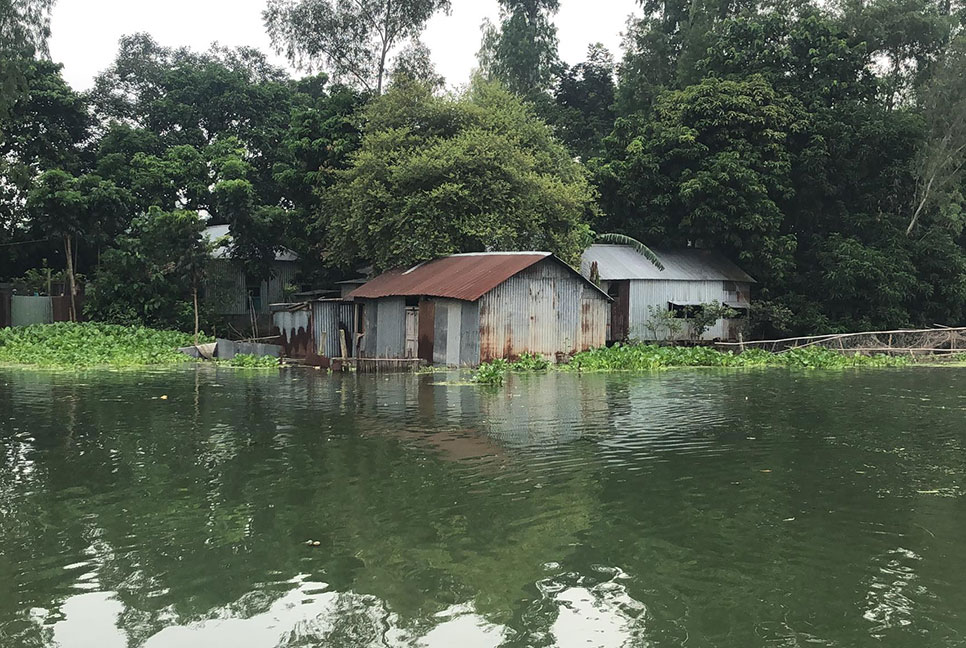 সিরাজগঞ্জে বাড়ছে যমুনার পানি 