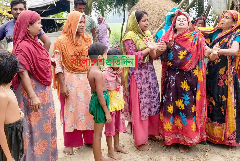 মায়ের কোল থেকে কেড়ে নিয়ে শিশু হত্যা, দুই নারী গ্রেফতার 

