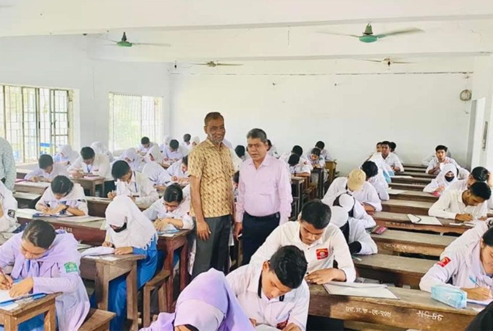 নোয়াখালীতে বিশেষ চাহিদা সম্পন্ন শিক্ষর্থীদের বৃত্তি পরীক্ষা অনুষ্ঠিত 