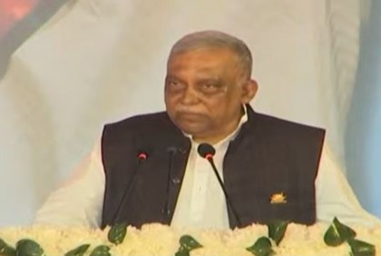 দেশের মানুষ শেখ হাসিনাকে হৃদয় দিয়ে ভালোবাসেন : স্বরাষ্ট্রমন্ত্রী 

